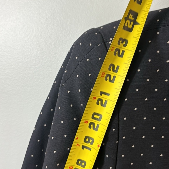 Dana Buchman black/ivory polka dot 3 button blazer in size large. - Picture 9 of 10